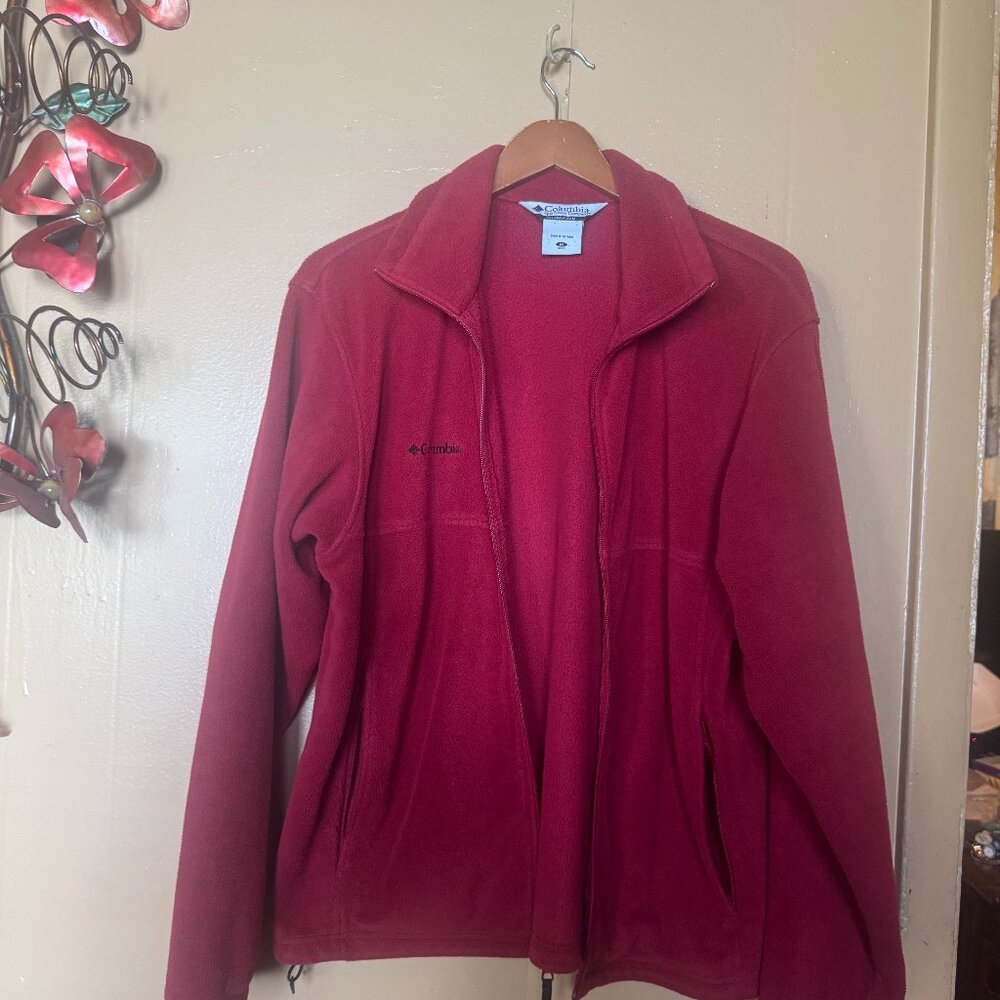 Men's Columbia Jacket in Red - Size M